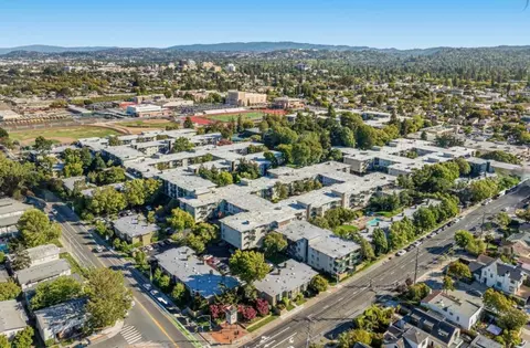 View/Area - Delaware St, San Mateo, CA 94401 photo 6 of 6