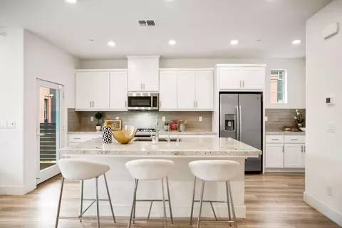 5720 Greige Cir G, Dublin, CA 94568
