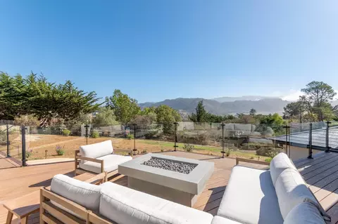 25815 Rio Vista Dr, Carmel, CA 93923