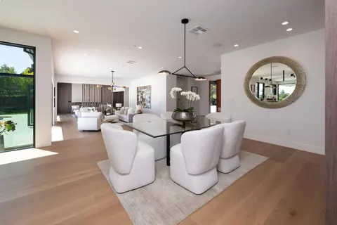 Dining - 655 Hayne Rd, Hillsborough, CA 94010 photo 2 of 3