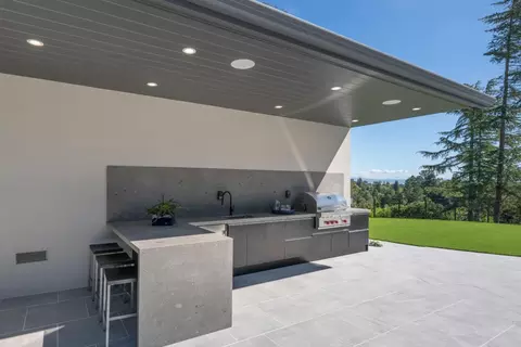 Kitchen - 655 Hayne Rd, Hillsborough, CA 94010 photo 3 of 3
