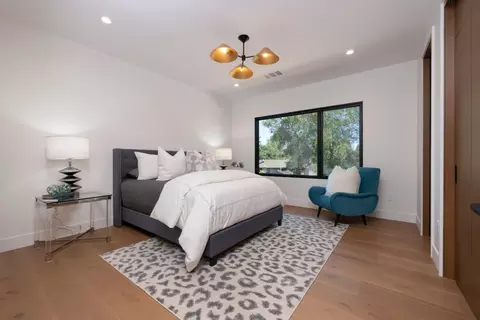 Bedroom - 655 Hayne Rd, Hillsborough, CA 94010 photo 3 of 6