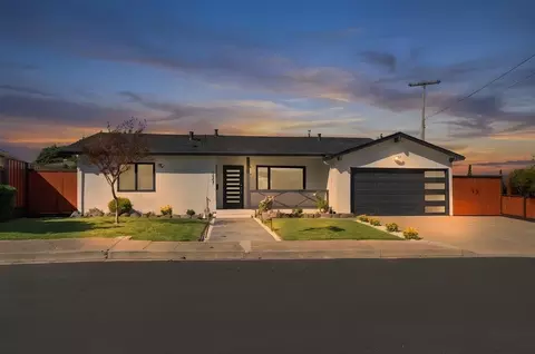 7947 Serena Ct, Dublin, CA 94568