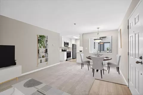 880 E Fremont Ave 423, Sunnyvale, CA 94087
