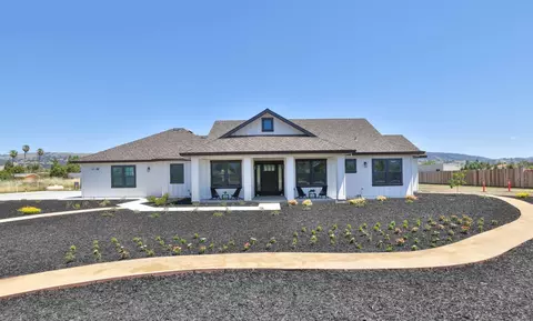 920 E Middle Ave, San Martin, CA 95046