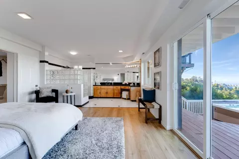 Bedroom - 220 Shoreview Dr, Aptos, CA 95003 photo 5 of 5