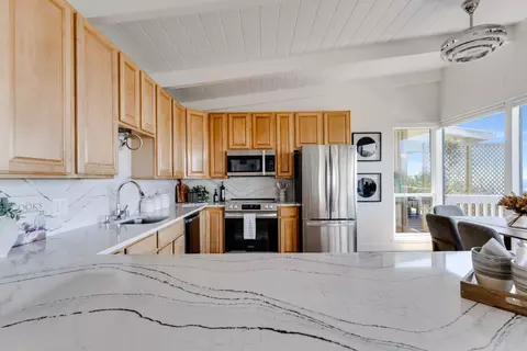 Kitchen - 220 Shoreview Dr, Aptos, CA 95003 photo 4 of 4