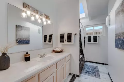 Bath - 220 Shoreview Dr, Aptos, CA 95003 photo 1 of 5