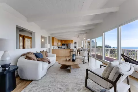 Living - 220 Shoreview Dr, Aptos, CA 95003 photo 5 of 7