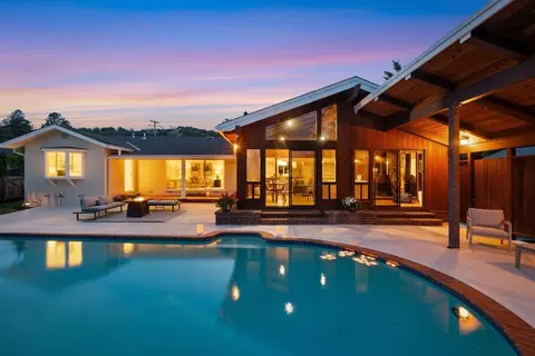 622 Terrace Rd, San Carlos, CA 94070