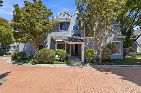 452 Mountain Laurel Ct, Mountain View, CA 94043
