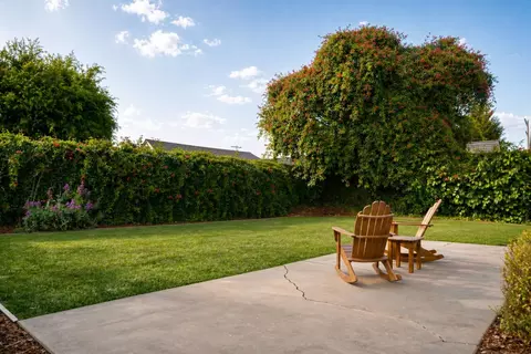 Exterior - 239 Oak St, Salinas, CA 93901 photo 9 of 15