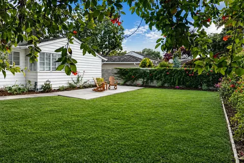 Exterior - 239 Oak St, Salinas, CA 93901 photo 11 of 15