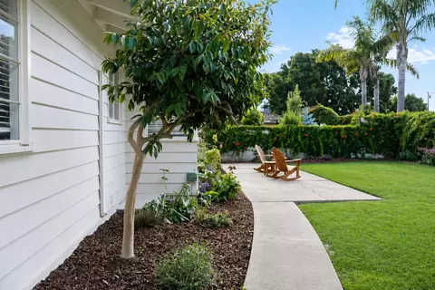 Exterior - 239 Oak St, Salinas, CA 93901 photo 7 of 15