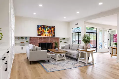 239 Oak St, Salinas, CA 93901
