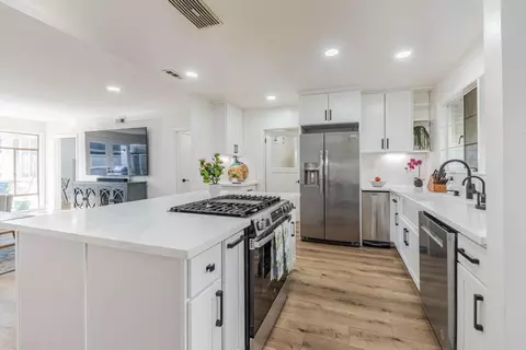 Kitchen - 239 Oak St, Salinas, CA 93901 photo 1 of 5