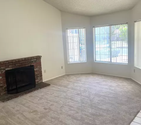 Living - 1561 Georgetown Ave, Palmdale, CA 93550 photo 2 of 3