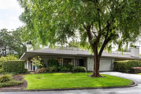 37 Deep Well Ln, Los Altos, CA 94022