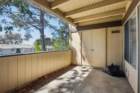 Exterior - 355 Parkview Ter G1, Vallejo, CA 94589 photo 1 of 6