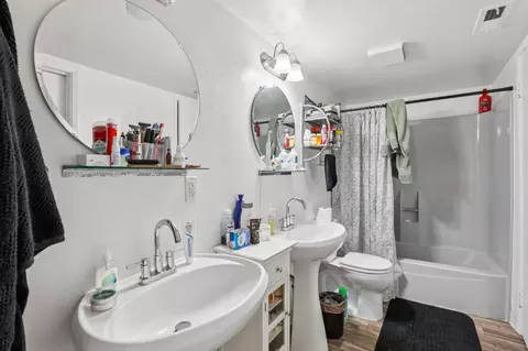Bath - 355 Parkview Ter G1, Vallejo, CA 94589 photo 1 of 1