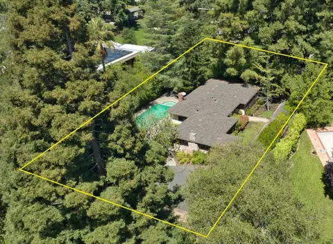 1225 San Mateo Dr, Menlo Park, CA 94025