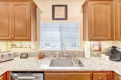 Kitchen - 12833 Rogge Village Loop, Salinas, CA 93906 photo 2 of 7