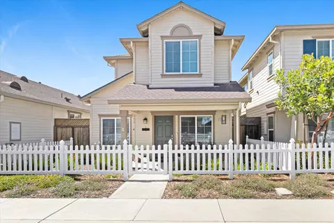 Exterior - 12833 Rogge Village Loop, Salinas, CA 93906 photo 2 of 12