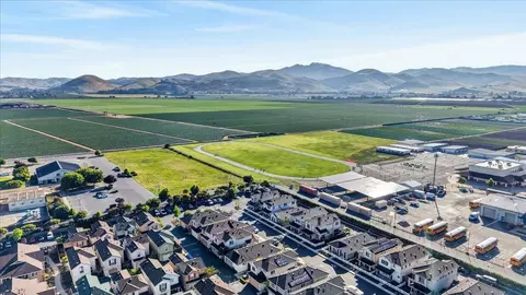 View/Area - 12833 Rogge Village Loop, Salinas, CA 93906 photo 7 of 8