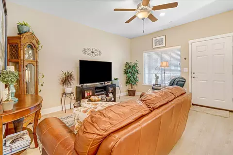 Living - 12833 Rogge Village Loop, Salinas, CA 93906 photo 2 of 4