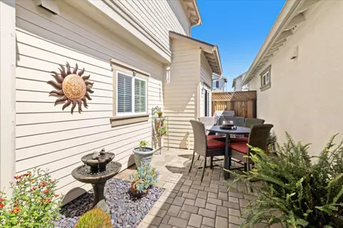 Exterior - 12833 Rogge Village Loop, Salinas, CA 93906 photo 6 of 12