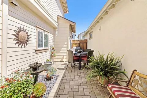 Exterior - 12833 Rogge Village Loop, Salinas, CA 93906 photo 7 of 12