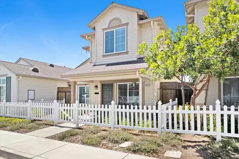 Exterior - 12833 Rogge Village Loop, Salinas, CA 93906 photo 4 of 12