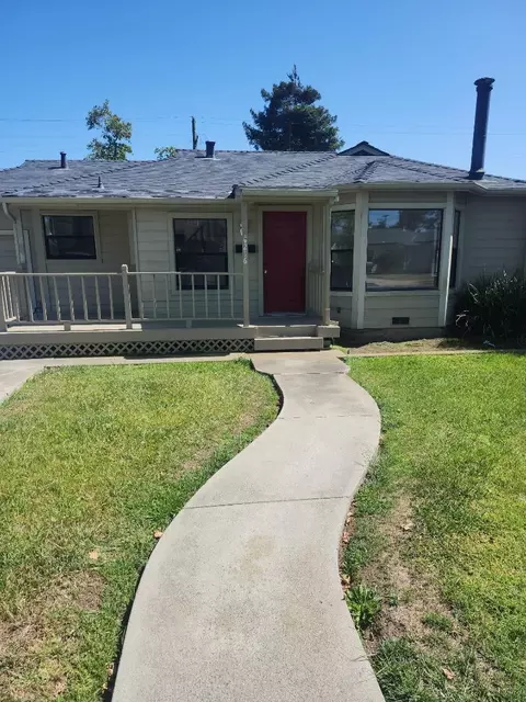 216 Toyon Ave, Salinas, CA 93906