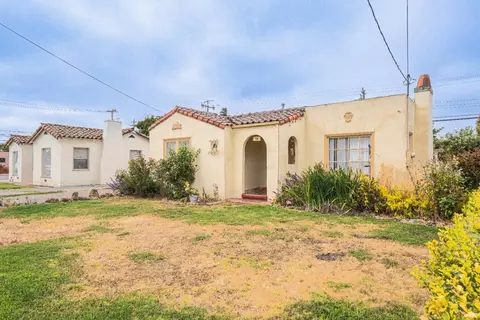 54 Katherine Ave, Salinas, CA 93901 photo 2