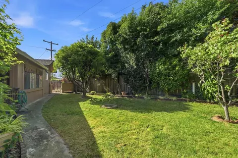 Exterior - 8440 Diane Ct, Gilroy, CA 95020 photo 7 of 13