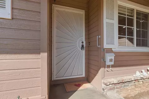 Entry Way - 8440 Diane Ct, Gilroy, CA 95020 photo 1 of 1