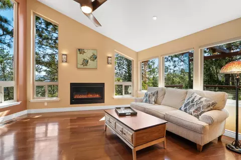 112 Blueberry Dr, Scotts Valley, CA 95066