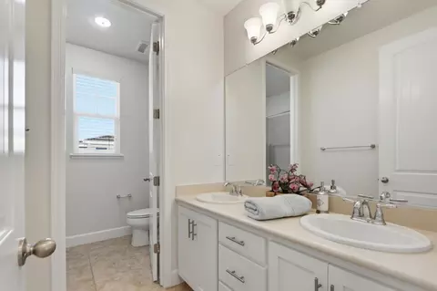 Bath - 63 Chysis Rd, Milpitas, CA 95035 photo 2 of 6