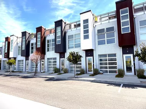 Panetta Ave, Santa Cruz, CA 95060