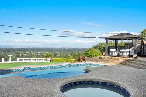 1111 Eden Bower Ln, Redwood City, CA 94061