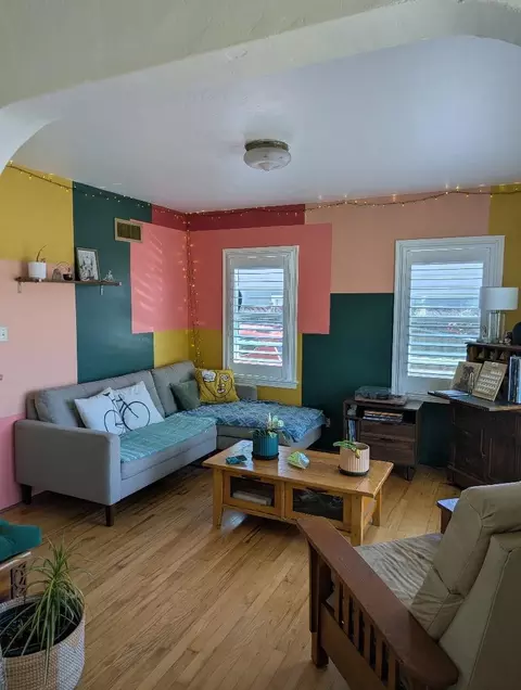 Living - 640 Park St, Salinas, CA 93901 photo 2 of 2