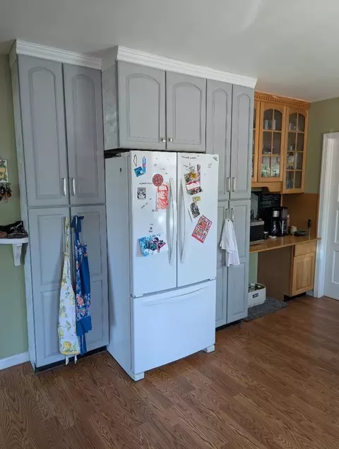 Kitchen - 640 Park St, Salinas, CA 93901 photo 2 of 2