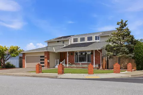 673 Harvester Dr, Foster City, CA 94404
