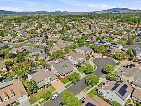 View/Area - 2845 Bresso Ct, Livermore, CA 94550 photo 12 of 14