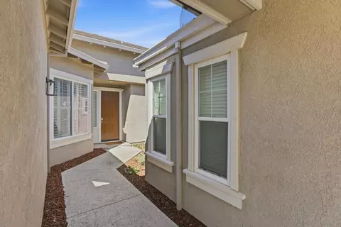 Entry Way - 2845 Bresso Ct, Livermore, CA 94550 photo 1 of 2