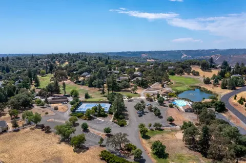 View/Area - 1416 Blue Tent Ct, Cool, CA 95614 photo 3 of 6