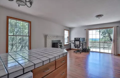 Living - 1416 Blue Tent Ct, Cool, CA 95614 photo 6 of 6