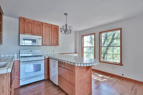 Kitchen - 1416 Blue Tent Ct, Cool, CA 95614 photo 3 of 3