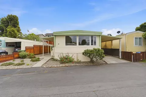 220 Mar Vista Dr 41, Seacliff, CA 95003