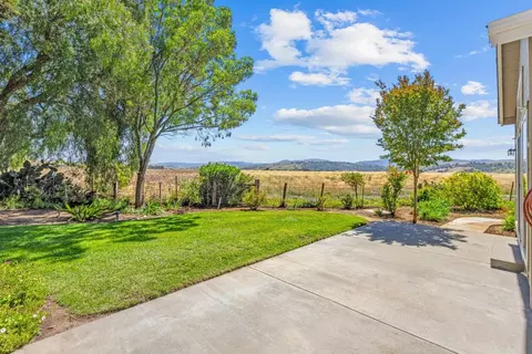 Exterior - 905 Helen Dr, Hollister, CA 95023 photo 9 of 13